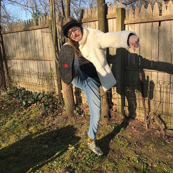 Reversible furry jacket? - Picture 5 of 5